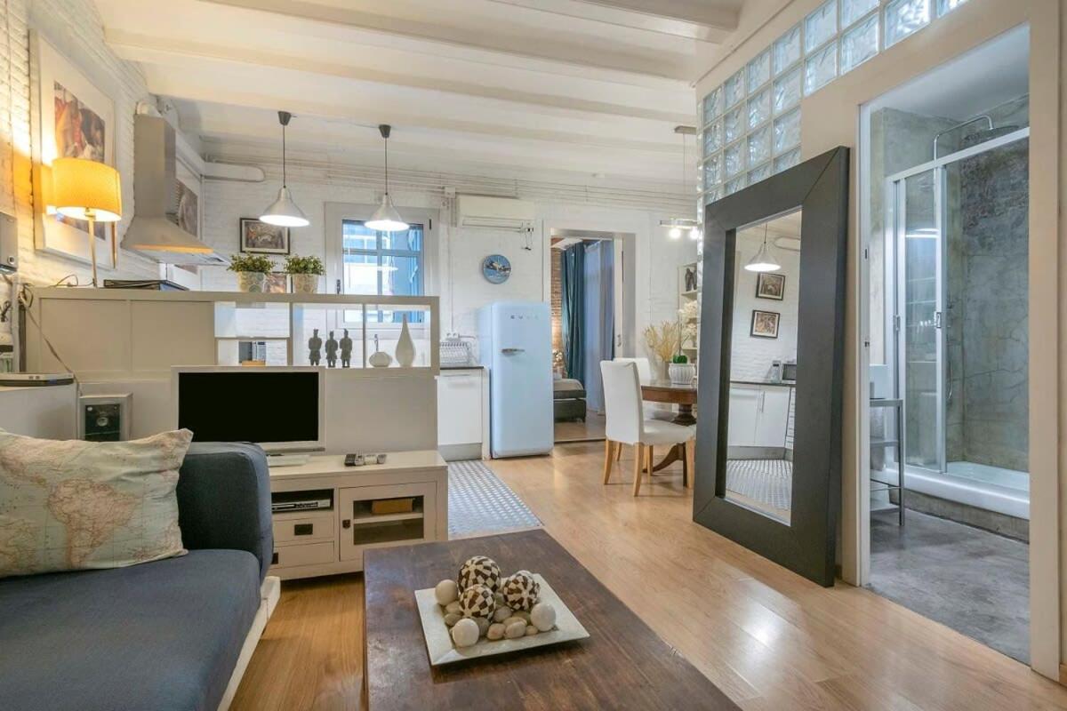 Exclusive 2 Bedroom Apartment In The City Center 바르셀로나 외부 사진