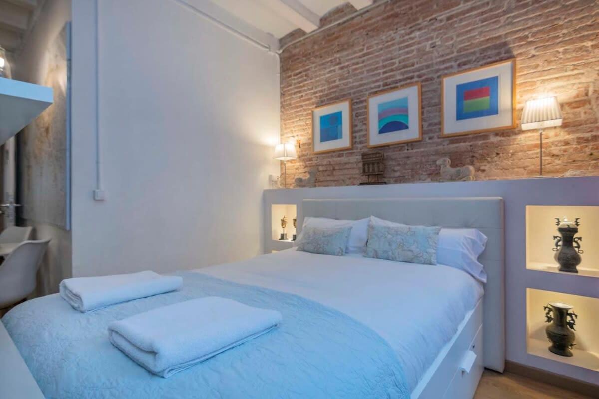 Exclusive 2 Bedroom Apartment In The City Center 바르셀로나 외부 사진