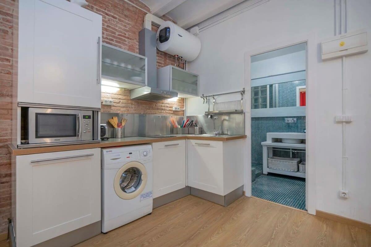 Exclusive 2 Bedroom Apartment In The City Center 바르셀로나 외부 사진
