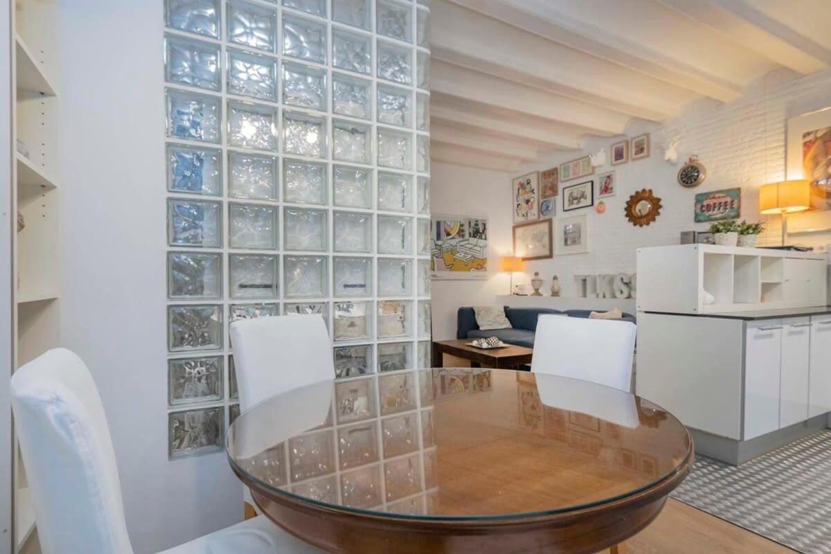 Exclusive 2 Bedroom Apartment In The City Center 바르셀로나 외부 사진