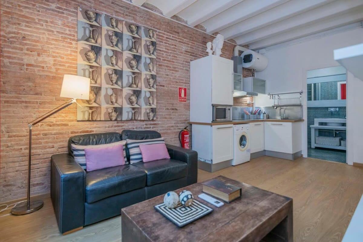 Exclusive 2 Bedroom Apartment In The City Center 바르셀로나 외부 사진