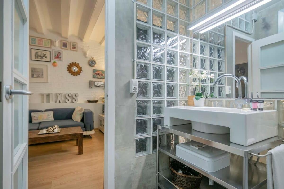 Exclusive 2 Bedroom Apartment In The City Center 바르셀로나 외부 사진